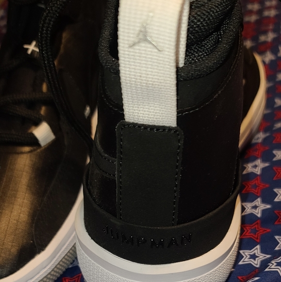 Nike Sneakers - Picture 12 of 14